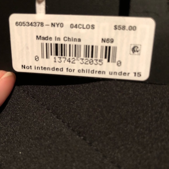 New givenchy earring - Picture 4 of 4